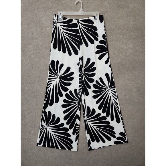 Chico's Pants - Chicos Wide Leg Pull On Pants Womens 0 US 4 Black White Floral Draping Travel